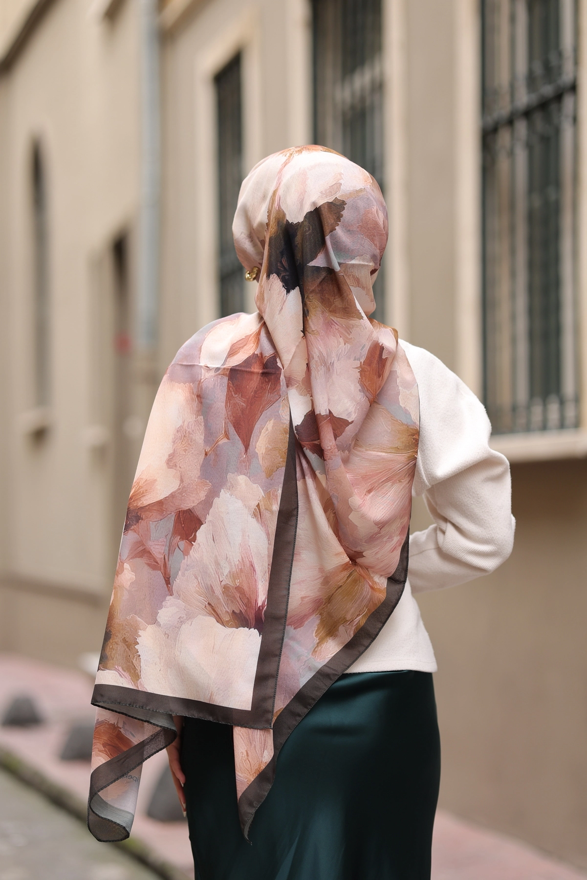 Şal -Kampanyalı Şal Koleksiyonu – Uygun Fiyat, Modern Tarz”