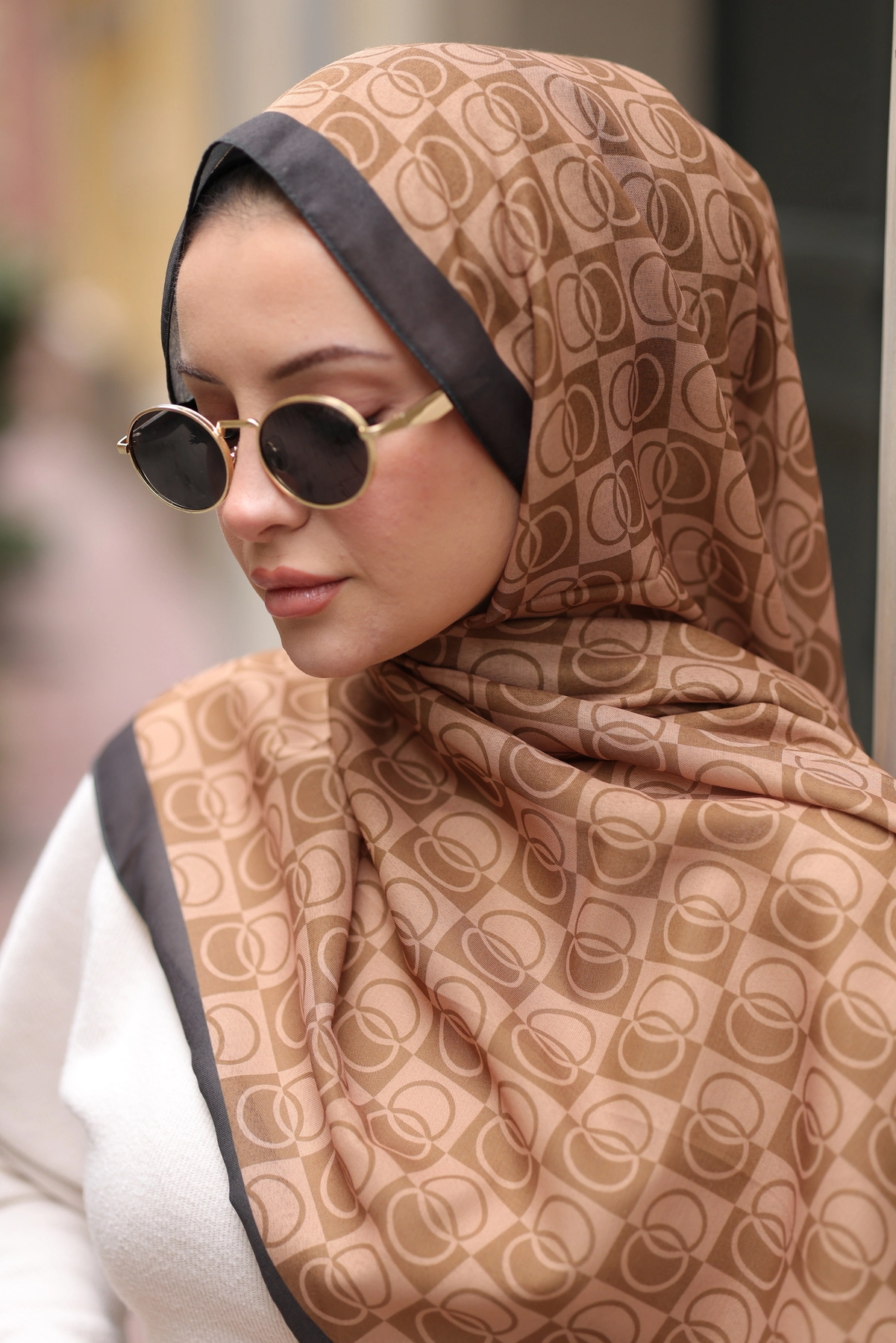 Şal -Kampanyalı Şal Koleksiyonu – Uygun Fiyat, Modern Tarz”