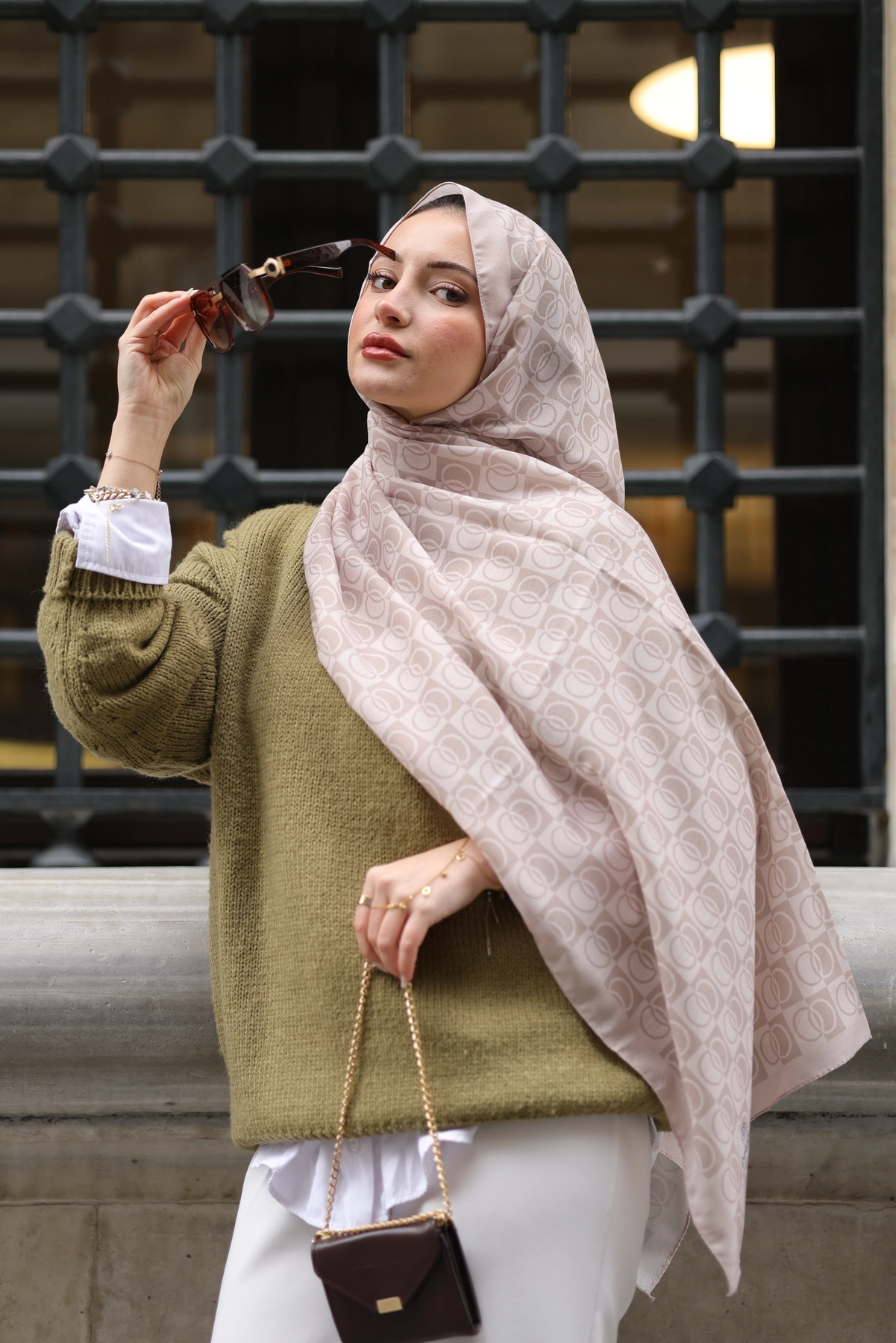 Şal -Kampanyalı Şal Koleksiyonu – Uygun Fiyat, Modern Tarz”