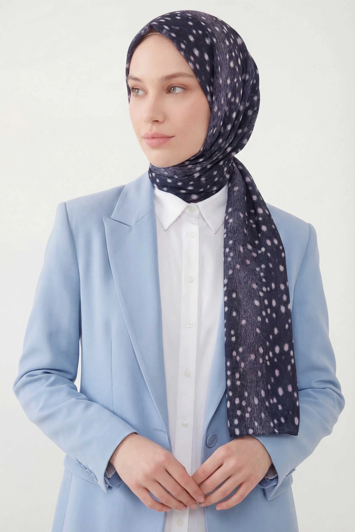 Şal -Kampanyalı Şal Koleksiyonu – Uygun Fiyat, Modern Tarz”