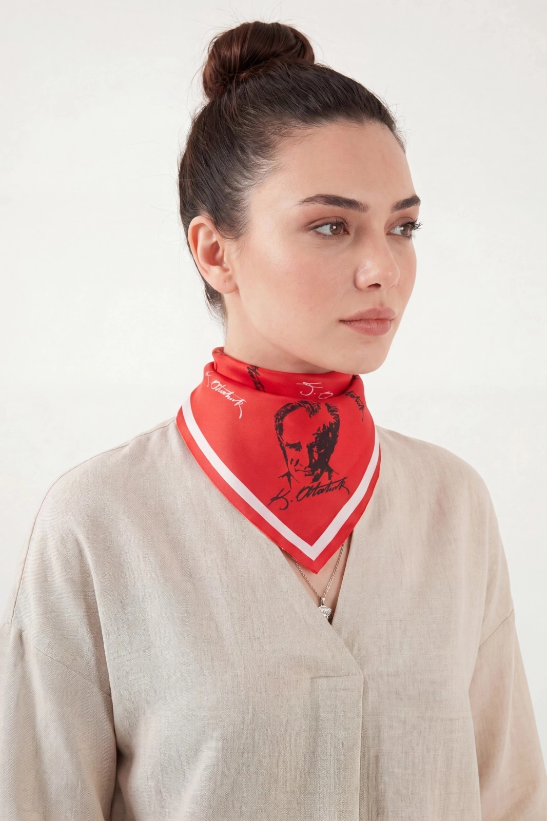 Kare Atatürk Temalı Fular ( 5’Lİ PAKET )