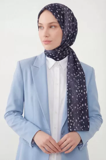 Şal -Kampanyalı Şal Koleksiyonu – Uygun Fiyat, Modern Tarz”