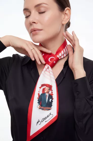 Atatürk ve Bayrak Temalı Kravat Fular 